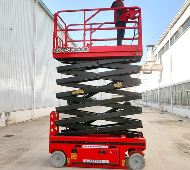 海伦自行走移动式升降机